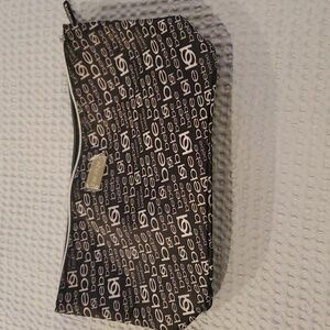 BEBE Makeup Bag, NWOT (38)